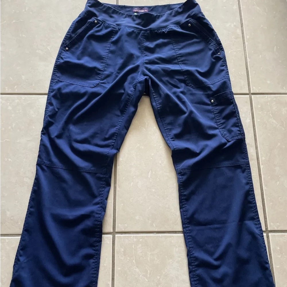 HEALING HANDS - PURPLE LABEL YOGA SCRUB PANTS SIZE M - GENTLY WORN